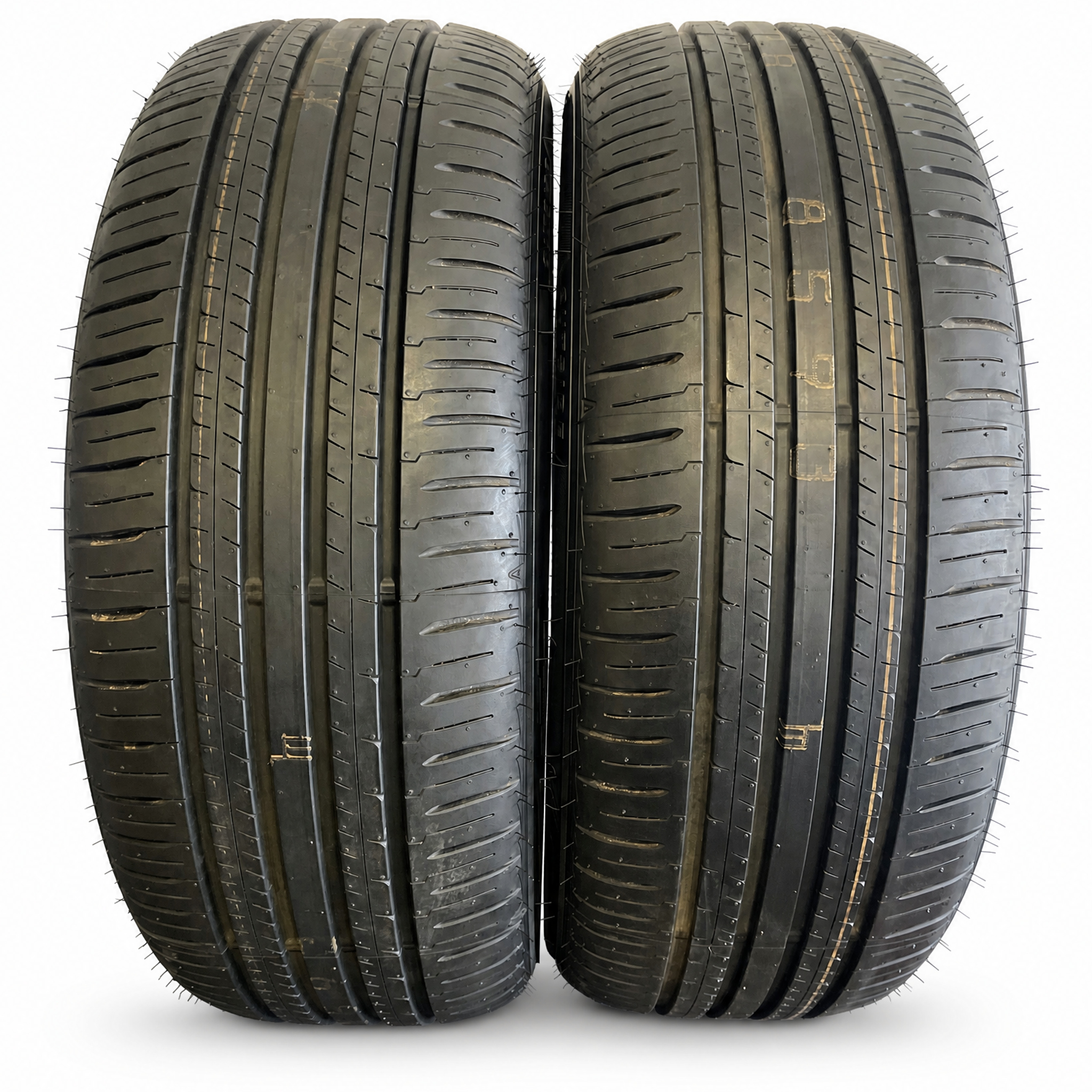 2er-Reifensatz Falken Ziex ZE 310 A ecorun 215/50 R 18 · Produktbild 1